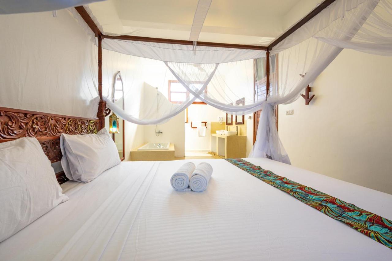 Tasneem Islamic Luxury Suites Jambiani  Εξωτερικό φωτογραφία