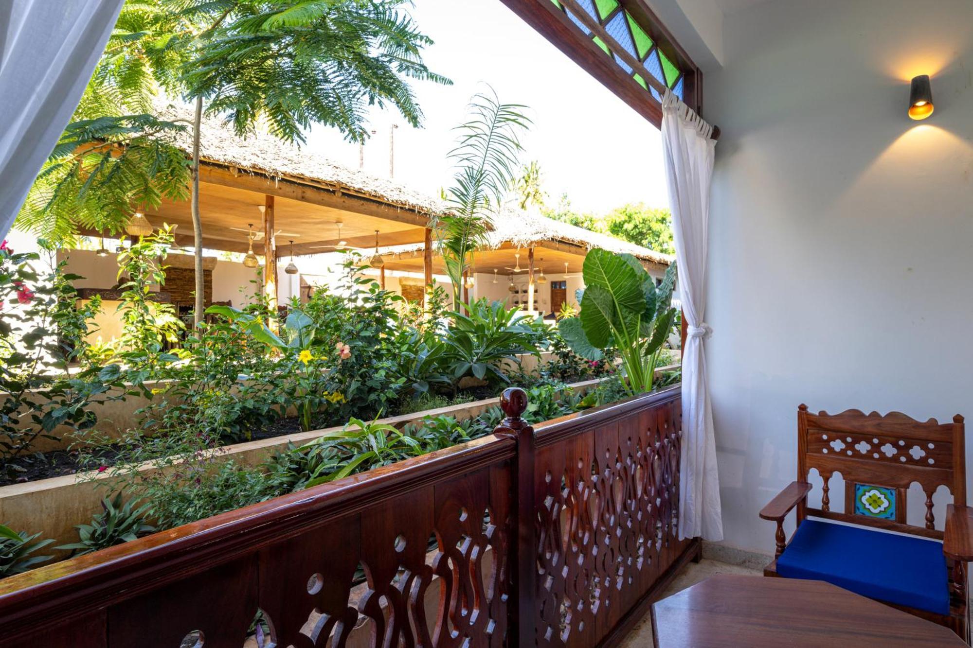 Tasneem Islamic Luxury Suites Jambiani  Εξωτερικό φωτογραφία
