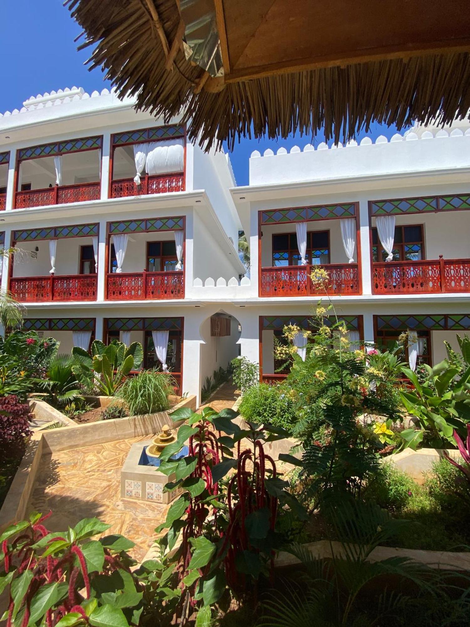 Tasneem Islamic Luxury Suites Jambiani  Εξωτερικό φωτογραφία